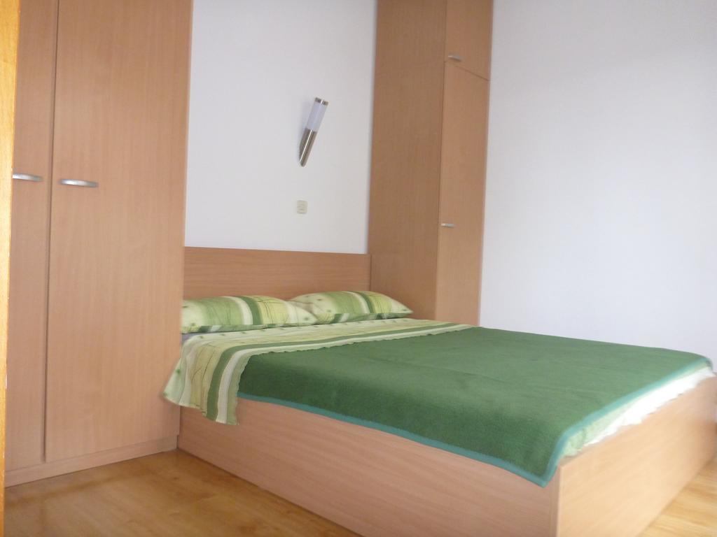 Apartments Barbic Медулин Екстер'єр фото