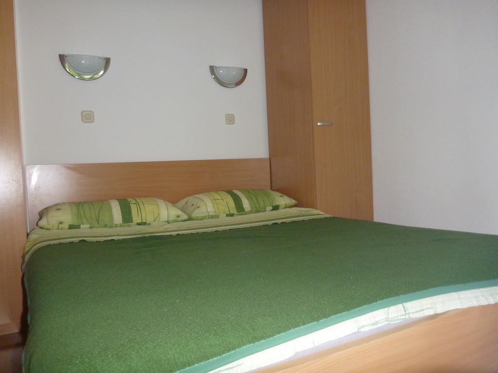 Apartments Barbic Медулин Екстер'єр фото